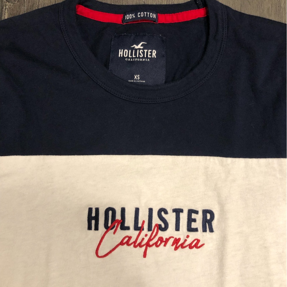 Hollister Long Sleeve Shirt - Picture 3 of 4